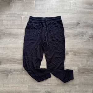 Woman’s Navy Joggers